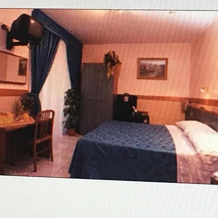 Hotel Rubino 로마 외부 사진